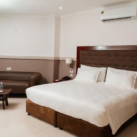 Great Zimbabwe Hotel Nyanda Buitenkant foto
