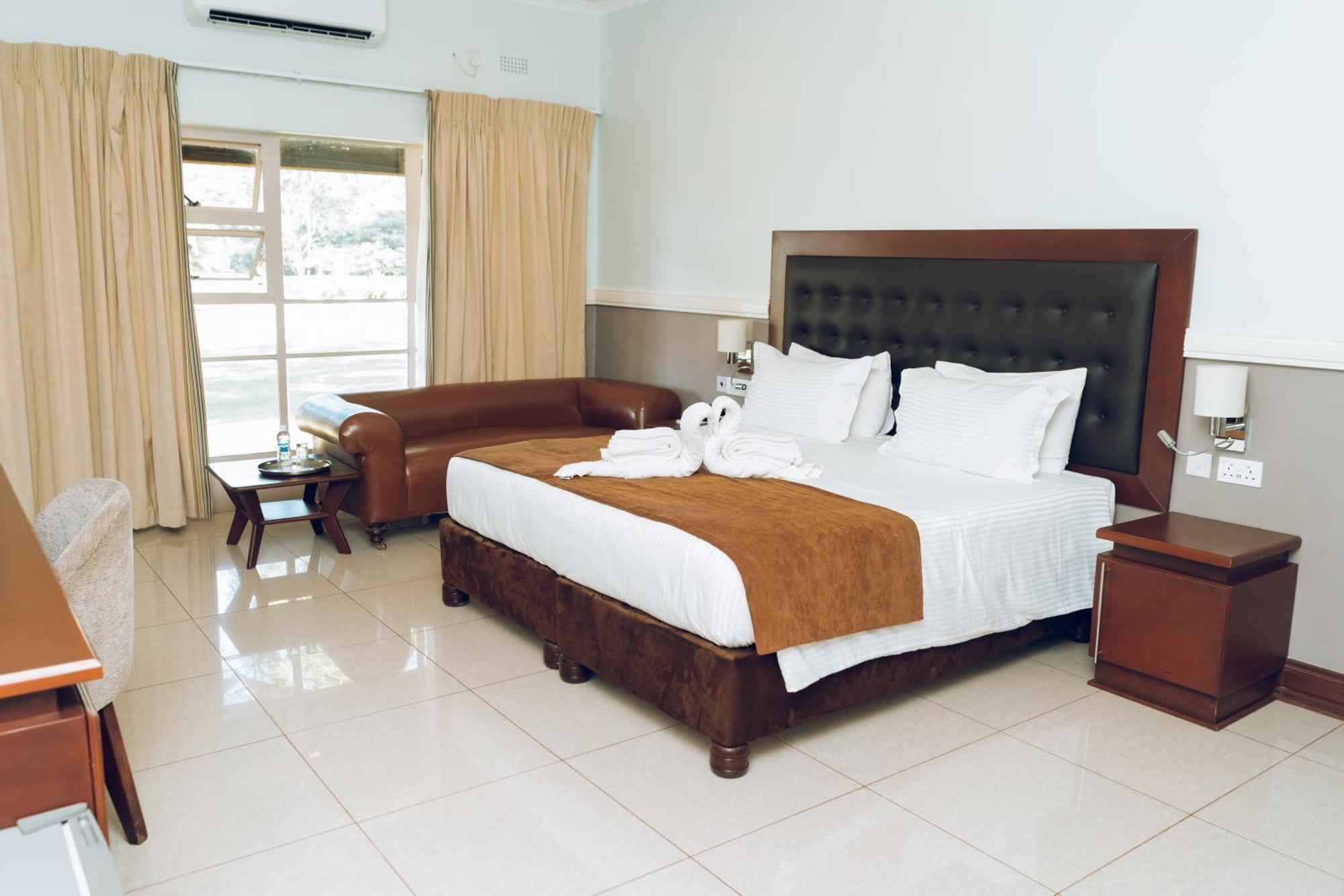 Great Zimbabwe Hotel Nyanda Buitenkant foto